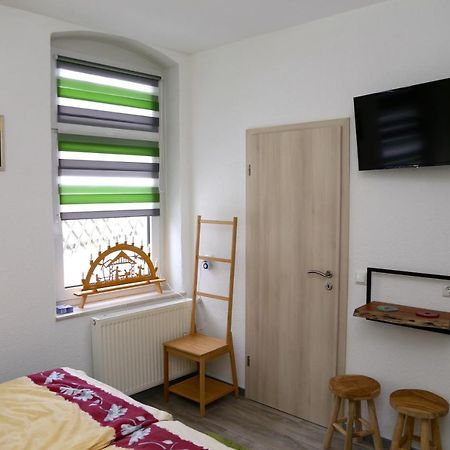 Gaestezimmer Schmidt Scheibenberg エクステリア 写真